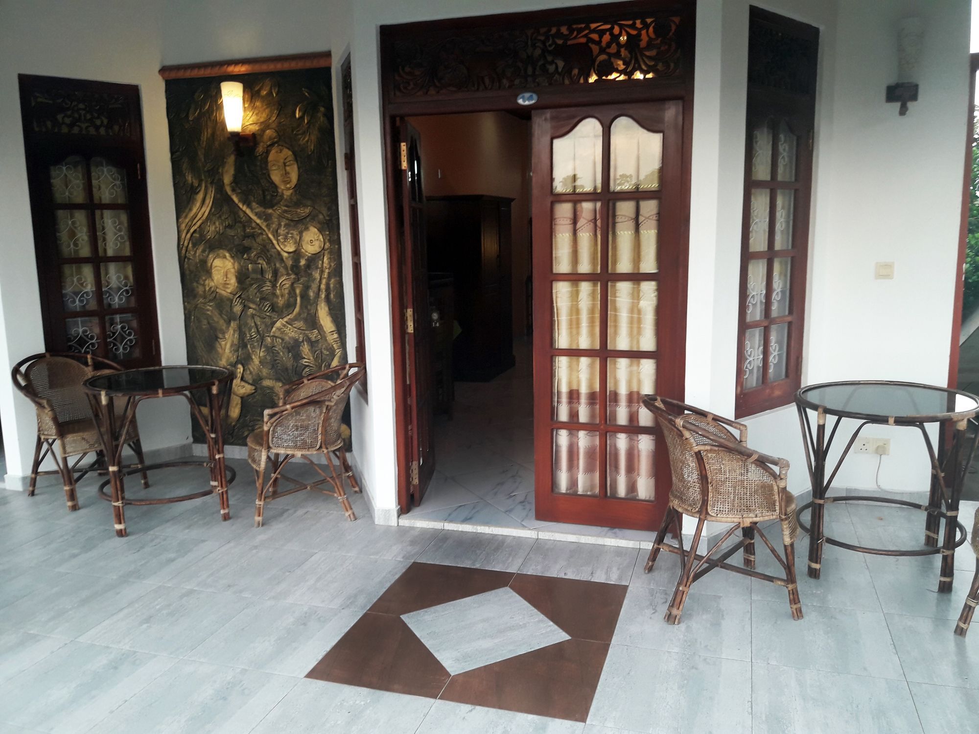Lagoon Garden Hotel بيروفالا المظهر الخارجي الصورة