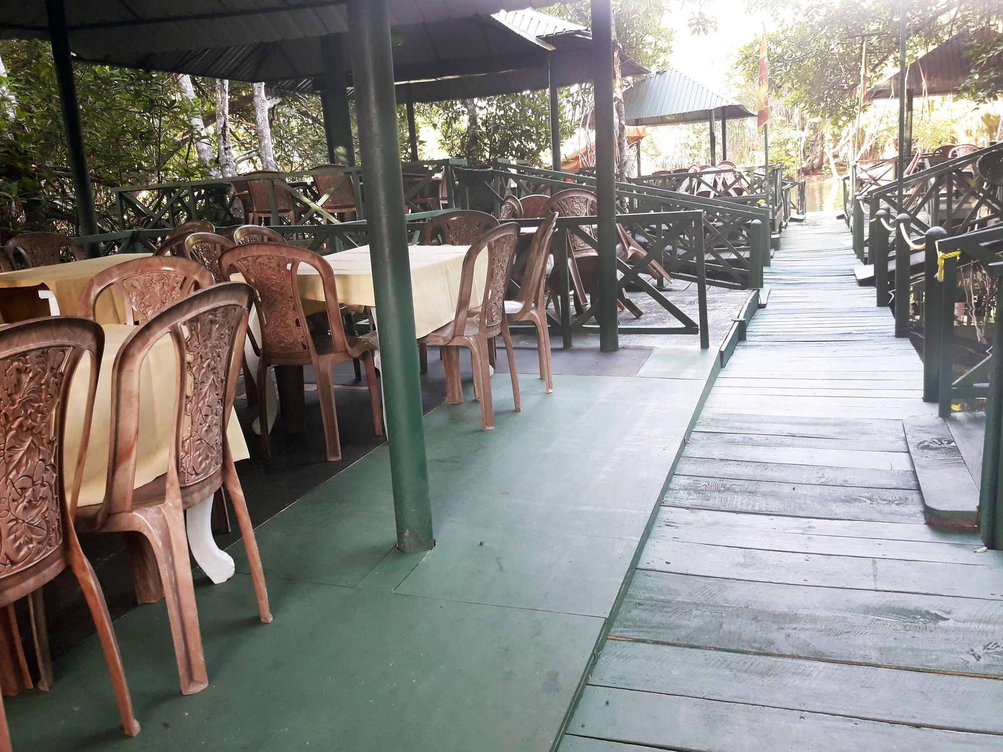 Lagoon Garden Hotel بيروفالا المظهر الخارجي الصورة