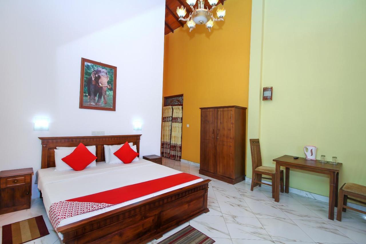 Lagoon Garden Hotel بيروفالا المظهر الخارجي الصورة